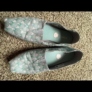 Mermaid themed Toms
